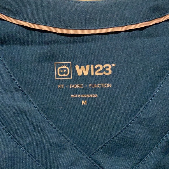 Wonder Wink Caribbean Blue Scrubs - Picture 4 of 7